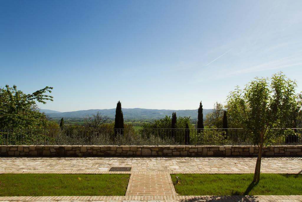 Villa Degli Ulivi Ассізі Екстер'єр фото