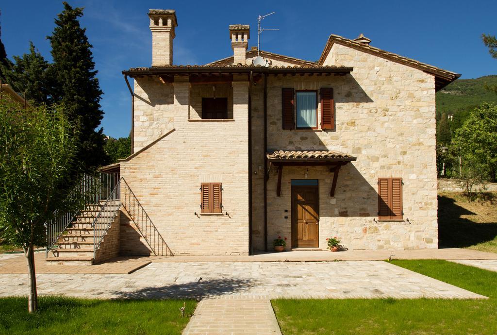 Villa Degli Ulivi Ассізі Екстер'єр фото